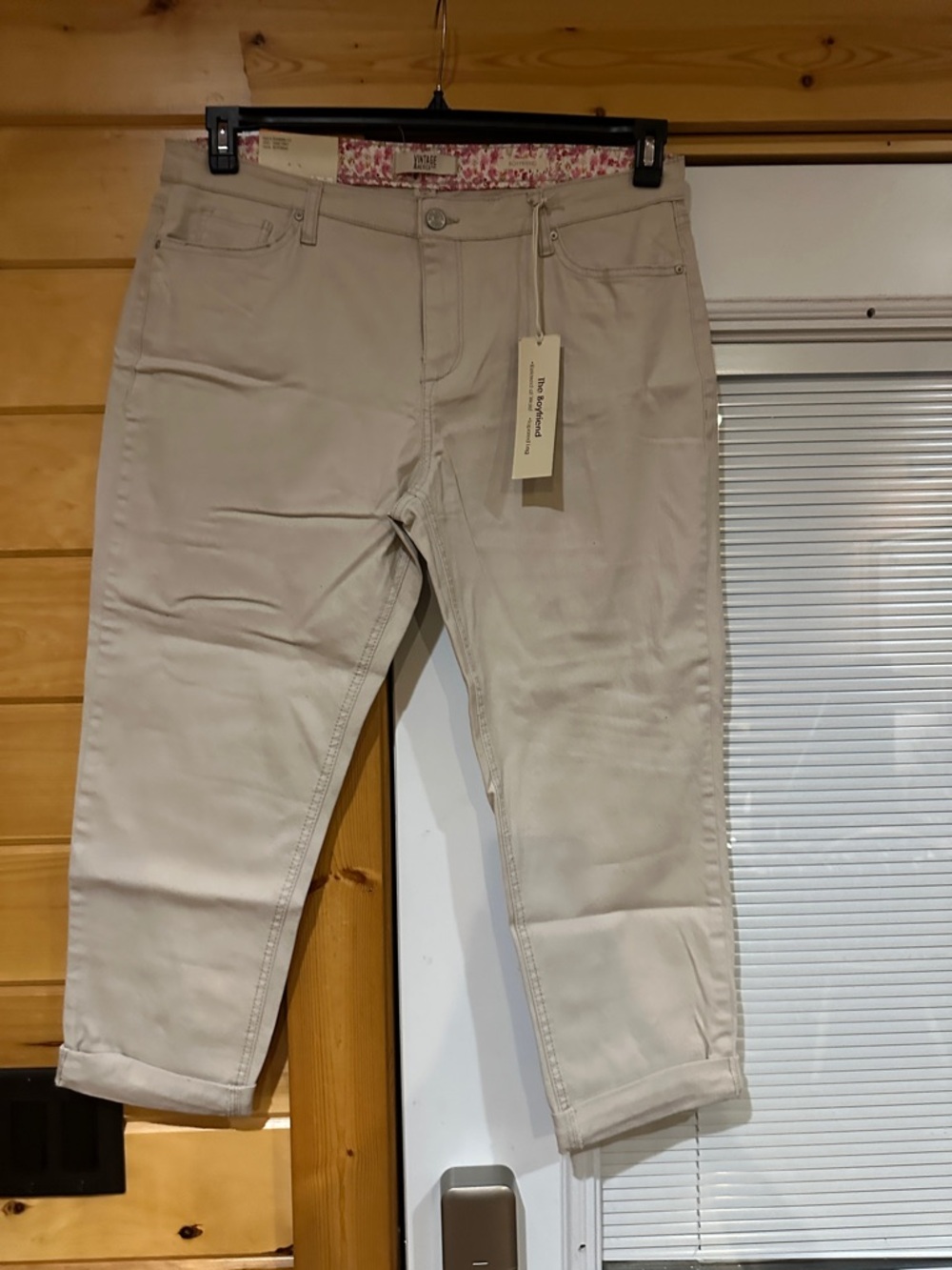 Beige Boyfriend Cropped Pants - Floral Waistband Detail
